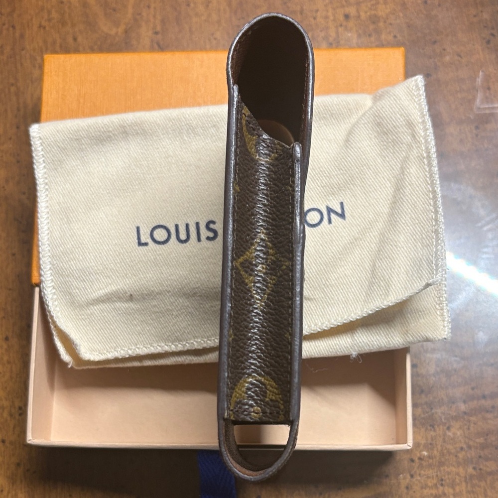 Louis Vuitton Brown Monogram Multi Purpose Case/Holder, Box & Dustbag - Picture 7 of 14